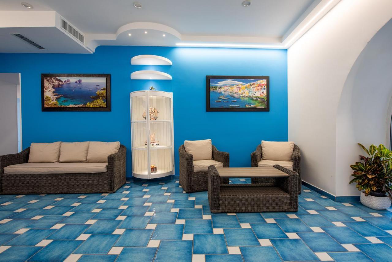 Marina Grande Residence & Spa Соренто Екстериор снимка