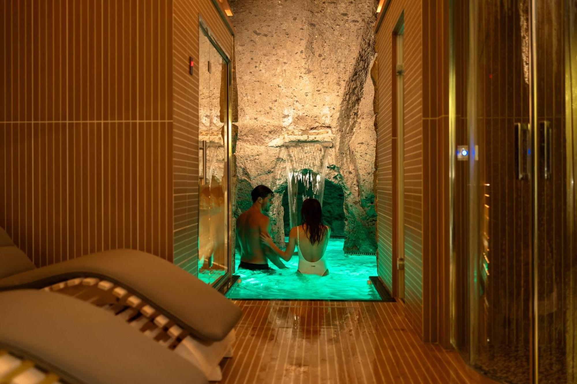 Marina Grande Residence & Spa Соренто Екстериор снимка