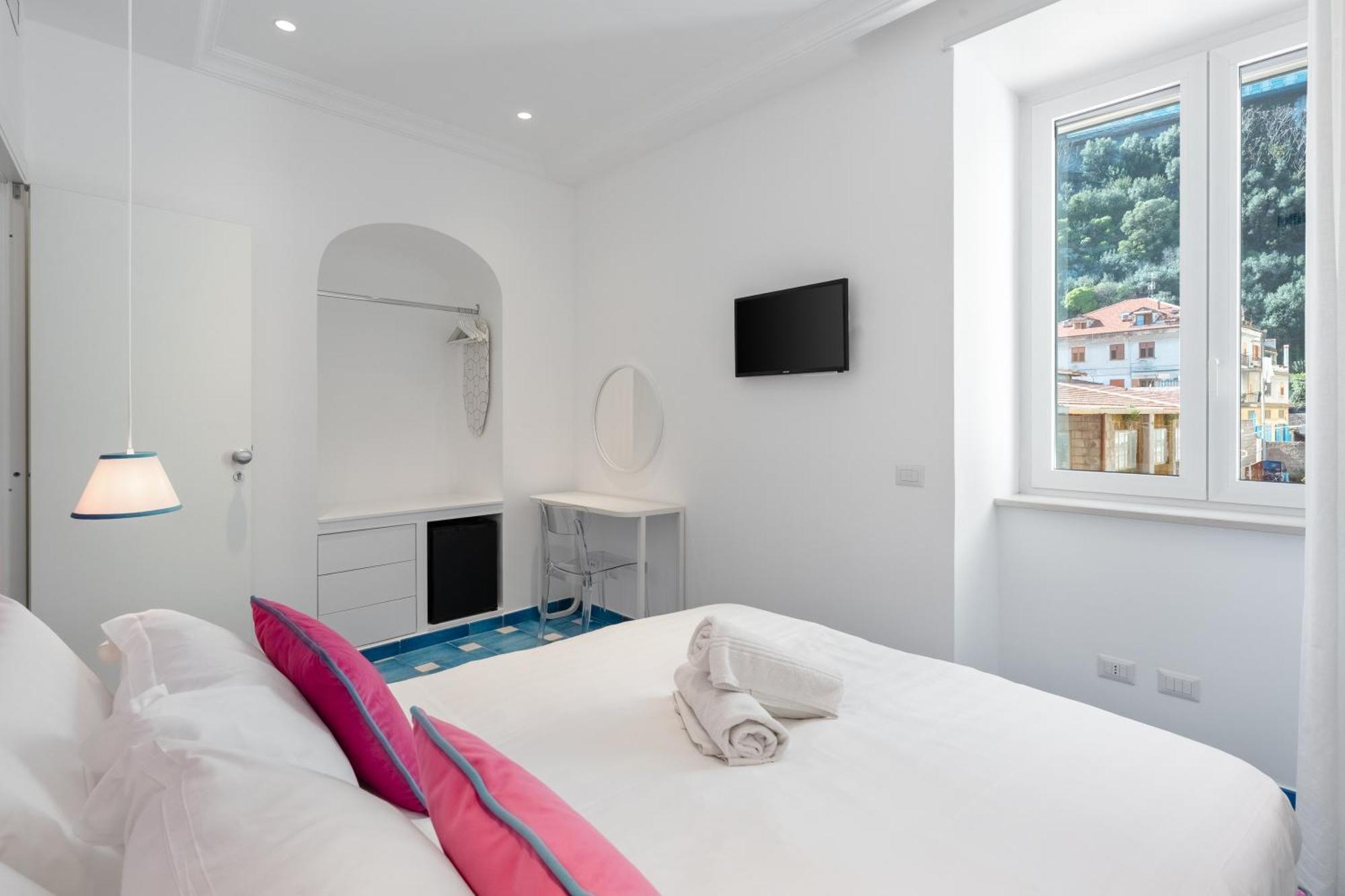 Marina Grande Residence & Spa Соренто Екстериор снимка