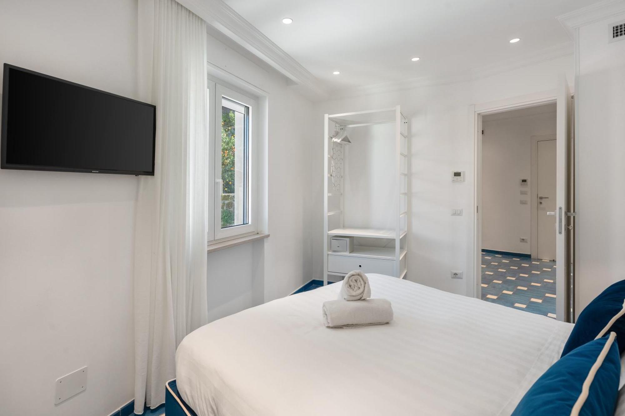 Marina Grande Residence & Spa Соренто Екстериор снимка